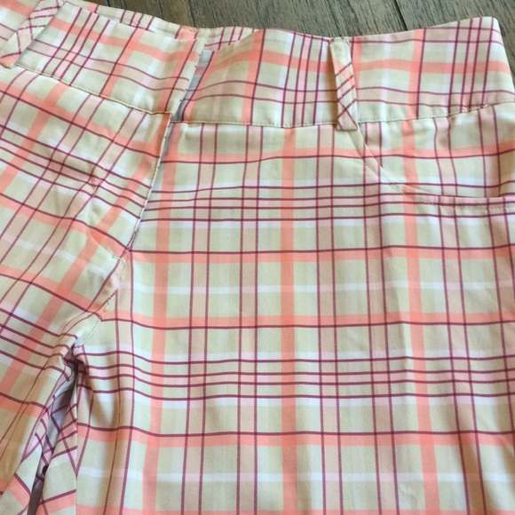 NWOT Adidas Plaid Capri Length Golf Pants - Picture 2 of 8